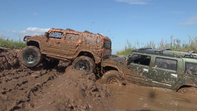 Мощный гряземес на Хаммерах!