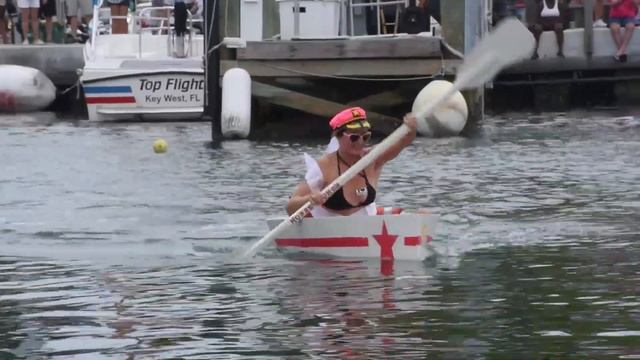 Plywood and Duct Tape Vessels Compete in Key West Regatta смотреть онлайн