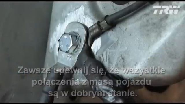 TRW - wymiana pompy wspomagania układu kierowniczego смотреть онлайн