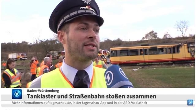 Großeinsatz Im Kreis Karlsruhe Tanklaster Kollidiert Mit Straßenbahn