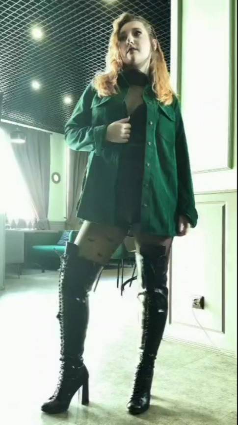 Съёмки клипа Please BElieve Me проходили под совсем другую музыку #backstage #vibes #bar #derby