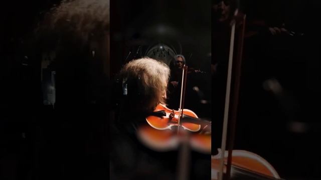 Лучшее в соборе. Играет Авнэр Вэриус. И. С. Бах - Анданте из Сонаты ля минор для скрипки соло смотреть онлайн