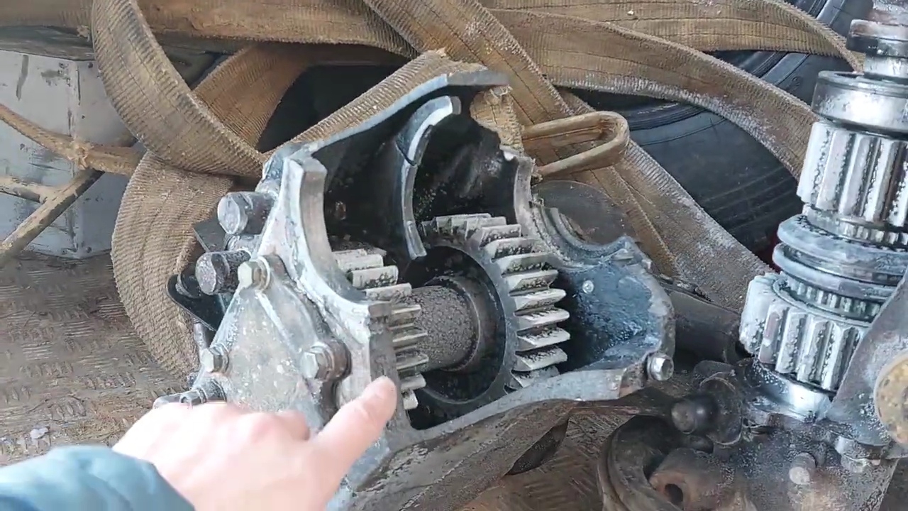 Лопнул корпус раздатки на газ садко.