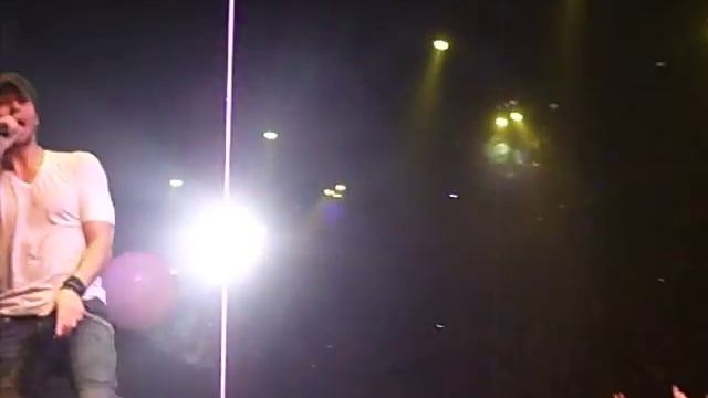 Enrique Iglesias - 28/03 Ahoy Rotterdam - I like it смотреть онлайн