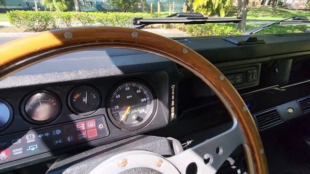 Land Rover Defender 90 