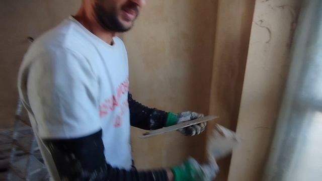 леха запил, то есть запел! смотрите не перепутайте