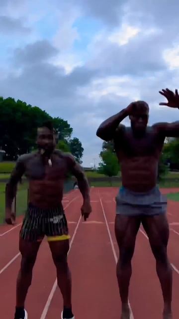 Instant Transformation @BrolyGainz007 @IAmPhatPapi @Apexunn_ смотреть онлайн