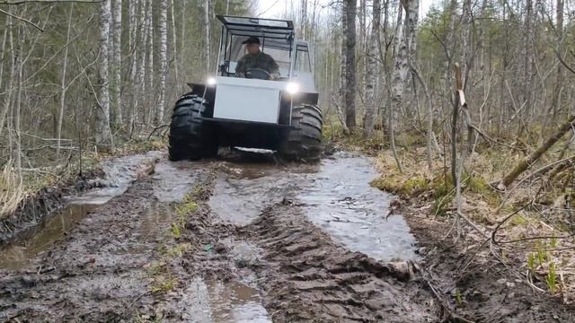 Вездеход Добрыня! Второй боевой выезд и много грязи! смотреть онлайн
