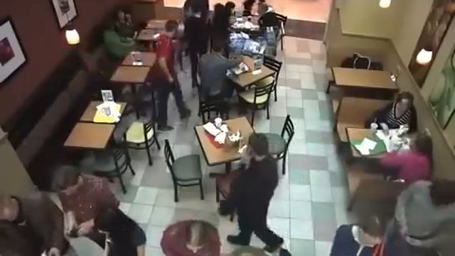 Can you spot the thief stealing the wallet смотреть онлайн