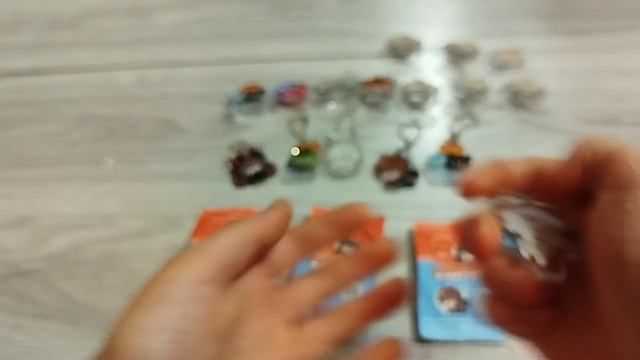 Новая акция в Магните Приключение года в Магнит, распаковка геншин брелков из Магнита, геншин игра смотреть онлайн