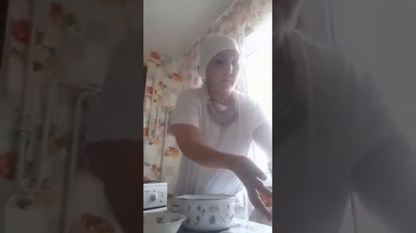 "Ет  Етке , Сорпа Бетке"