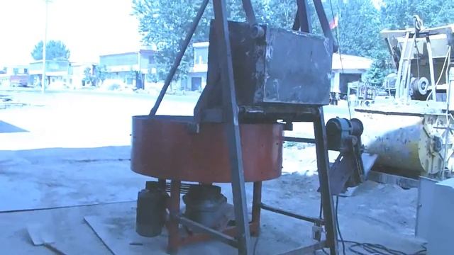 JQ500 concrete mixer with elevator hopper смотреть онлайн