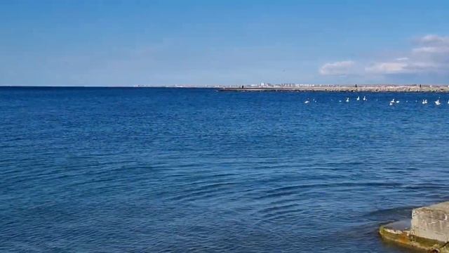 #АНАПА ТЕПЛО И КУПАЮТСЯ. ВЫСОКИЙ БЕРЕГ: РАСШИРЯЮТ ВИП-ЗОНУ. С ПРАЗДНИКОМ! смотреть онлайн