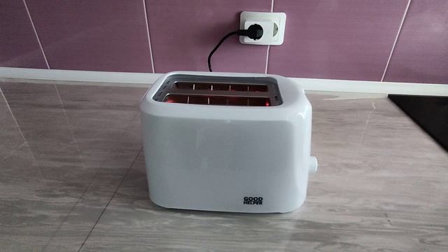 Тест №2 Тостера Goodhelper ЕТ-103