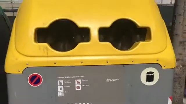Экологичные мусорные контейнеры Барселоны смотреть онлайн