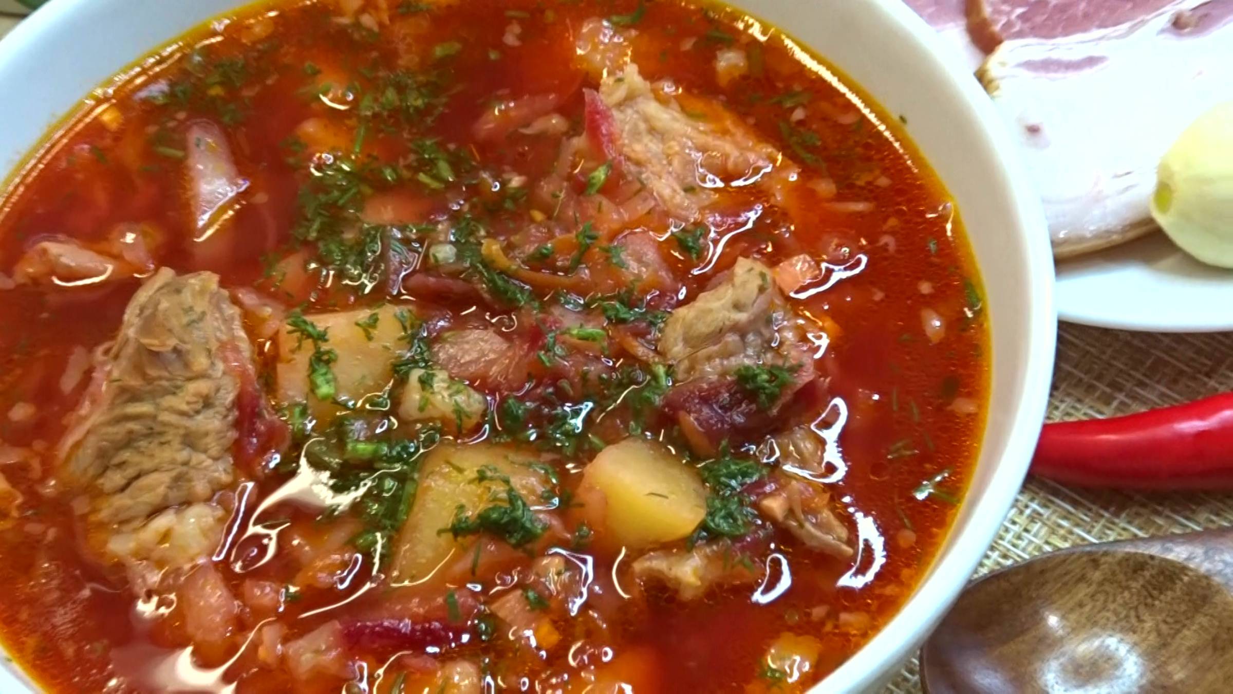 БОРЩ у меня всегда получается КРАСНЫМ, Наваристым и очень вкусным. Все СЕКРЕТЫ КРАСНОГО БОРЩА смотреть онлайн