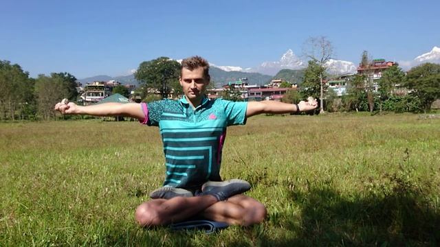 Йога с камнями - 03 - Урок 2 практика сидя с Джаландхара-бандхой смотреть онлайн