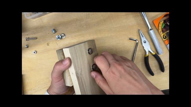 How to use threaded inserts for wood. Complete guide to threaded inserts and T-nuts. смотреть онлайн
