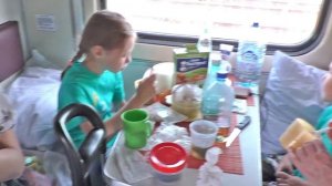 Едем в Анапу на поезде Москва-Анапа 156м в плацкартном вагоне. 1-я серия сериала "Отдых в Анапе".