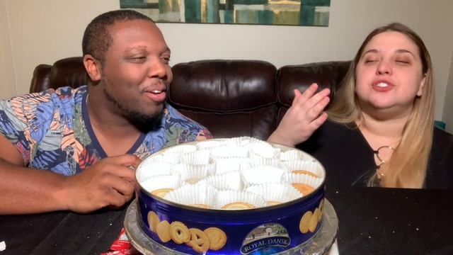 HOW MANY BITES DOES IT TAKE DOUBLE BURGER CHALLENGE by YummyBitesTV [FUNNY] смотреть онлайн