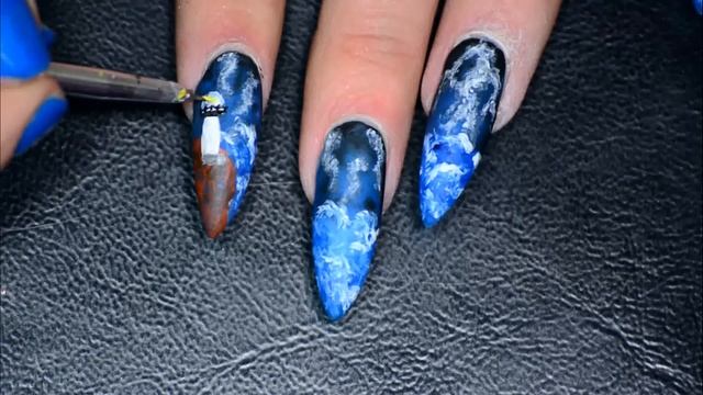 Nail art: Beacon in the storm⛈️ -handpainted!- смотреть онлайн