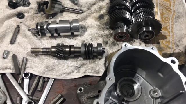 Стук в коробке передач КПП BMW R1200RT 07 смотреть онлайн