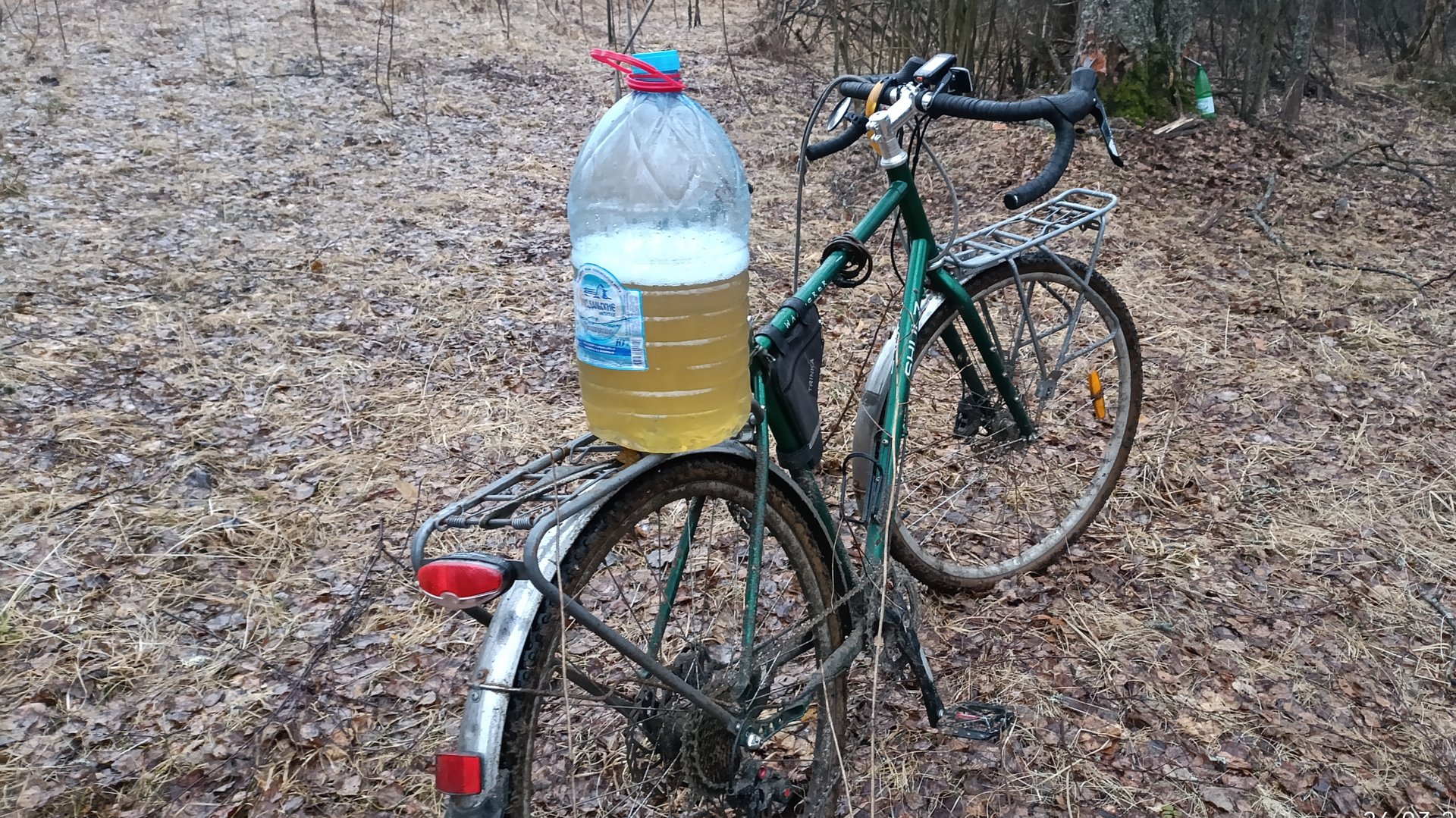 собрался за соком. что нужно взять с собою в лес. как собираю берёзовый сок не повреждая саму берёзу смотреть онлайн