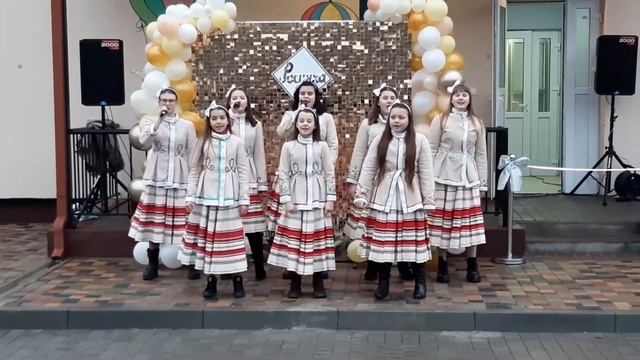 "На Святого Миколая" Ансамбль зразкового вокально-хорового колективу "Перлинка" ПУМ м. Луцьк смотреть онлайн