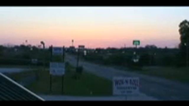 Sunset Over Wok 'n Roll смотреть онлайн