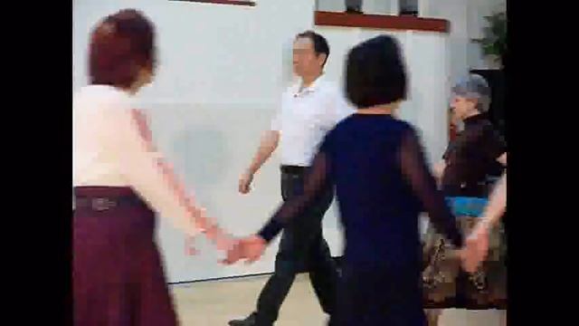 Russian Khorovod - Russian Round Dance - Lenochek смотреть онлайн