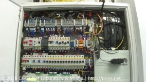 Cs-Cs: Клеммы с предохранителями для защиты кнопок в щитах