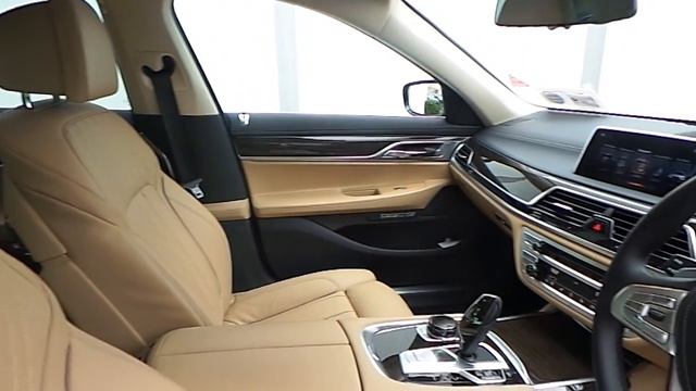161D113 - 161D113 BMW 730d Saloon смотреть онлайн