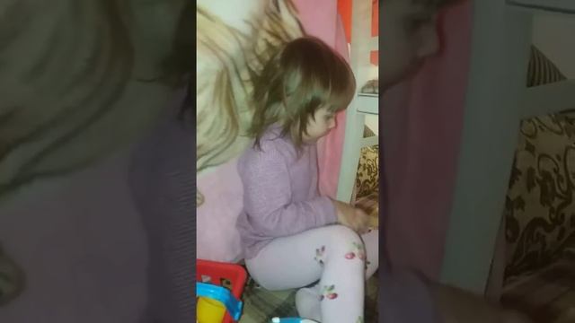 Лаваш -Шалаш😁 В гостях у Ренаты #маминадоча #детиосетии #шалашсвоимируками #детиигры #шалашмойдом смотреть онлайн