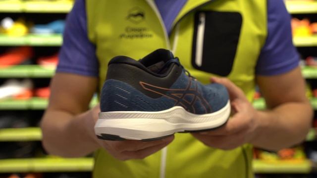 Кроссовки мужские Asics Evoride Grand Shark за 40 секунд смотреть онлайн