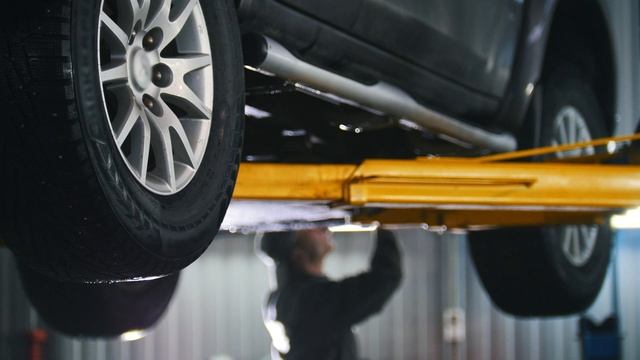 Online repair manual - 2008 Audi R8 смотреть онлайн