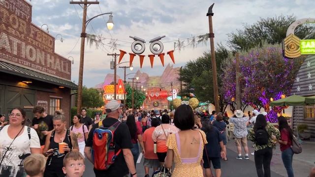 Radiator Springs Haul-O-Ween Sha boom - Disney California Adventure - 2022 смотреть онлайн