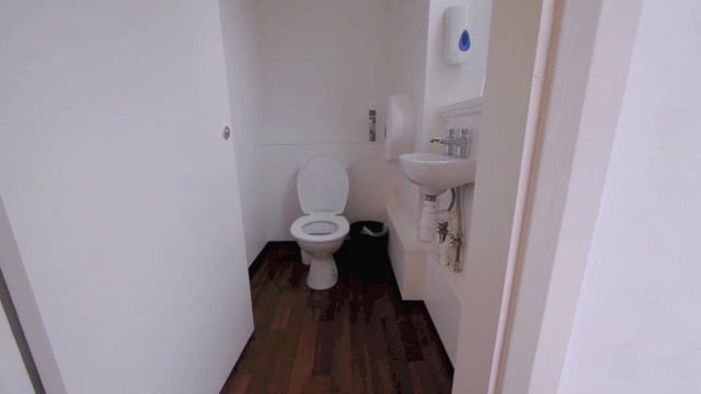 LHA London, Bowden Court, brought to you by Hostel-Advisor.com смотреть онлайн