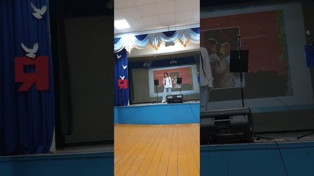 #отменитевойну  Арина Клочева