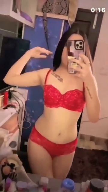 Hot Teen Girl Front Of the Mirror | Hot Figured Girls | Cute Babes смотреть онлайн