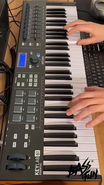 80s Music Hits Italo Disco смотреть онлайн