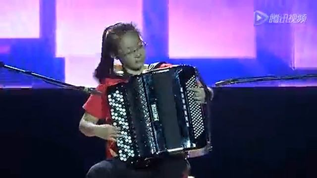 Jinghan Lin performs Indianische Taenz vier Saetze 2,4 by Jan Meisl. смотреть онлайн