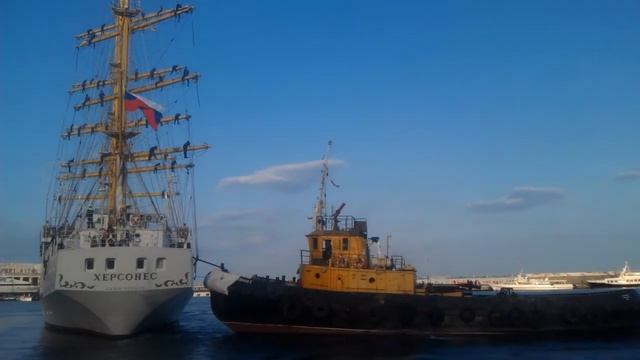 Выход фрегата «Херсонес» из Ялты (2017) смотреть онлайн