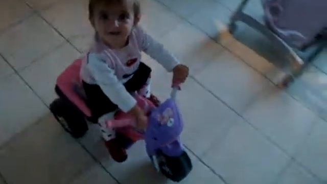 MOV01420 lili en moto смотреть онлайн