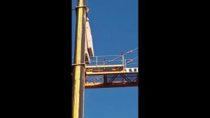 Установка противовесов на башенный кран