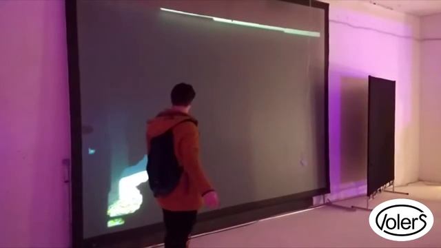 Интерактивная стена смотреть онлайн