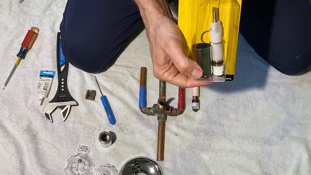 Repair Mixet Tub/Shower Valve-Save Money-Easy DIY Project смотреть онлайн