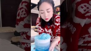 хруст от поедания льда из морозилки
