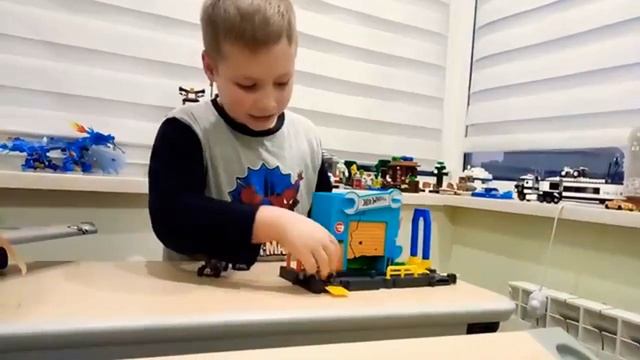 HOT WHEELS DINO RIDERS супер гоночные машинки коллекция смотреть онлайн