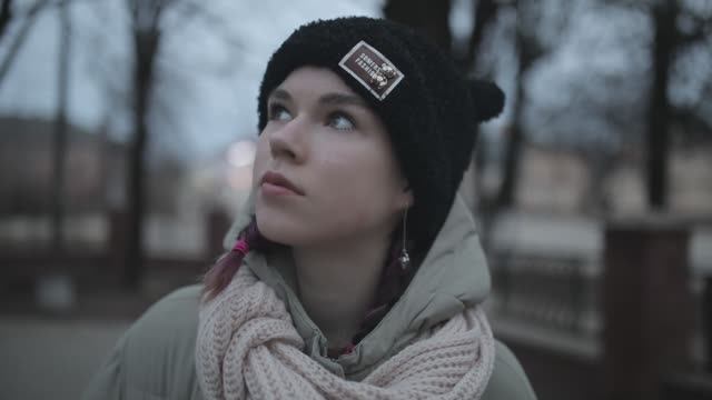 Заметет снег...Л. Гоголинская смотреть онлайн