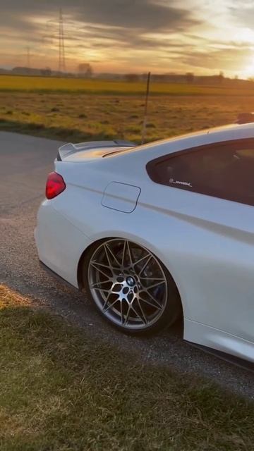 BMW LOVER 🔥🔥🔥 BMW M4 LOOK смотреть онлайн
